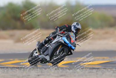 media/Sep-11-2022-SoCal Trackdays (Sun) [[81b7e951af]]/Turn 7 (1145am)/